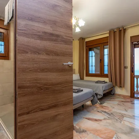 Вілла Coastal Retreat 5br - Pool & Seaviews *