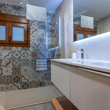 Coastal Retreat 5br - Pool & Seaviews Вілла *